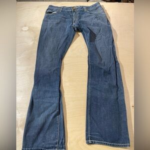 Robin’s Jeans 38 x 36 (BL)